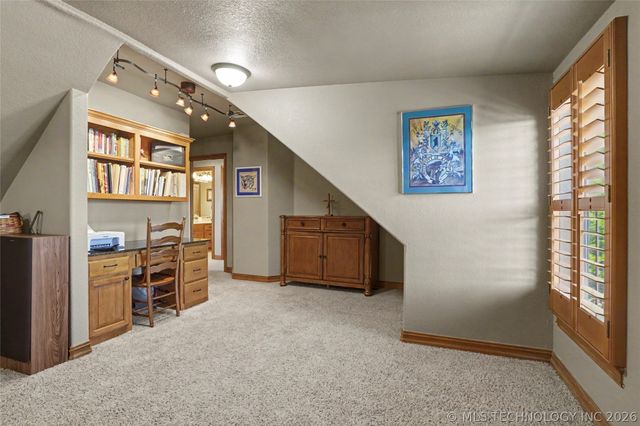 7704 S 2nd Street, Broken Arrow, OK 74011