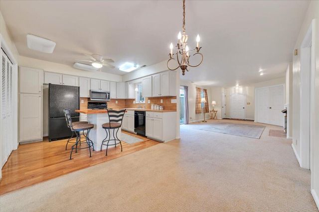 438 Windward DR, Roanoke, VA 24018