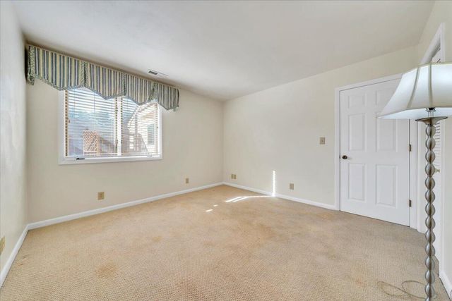 438 Windward DR, Roanoke, VA 24018