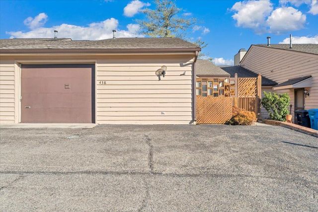 438 Windward DR, Roanoke, VA 24018