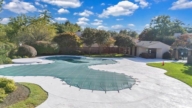 438 Windward DR, Roanoke, VA 24018