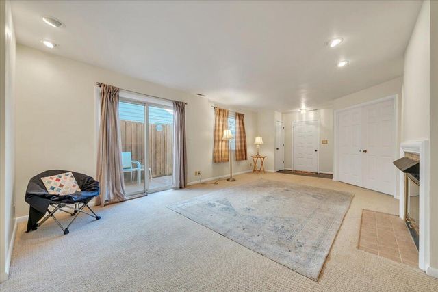 438 Windward DR, Roanoke, VA 24018