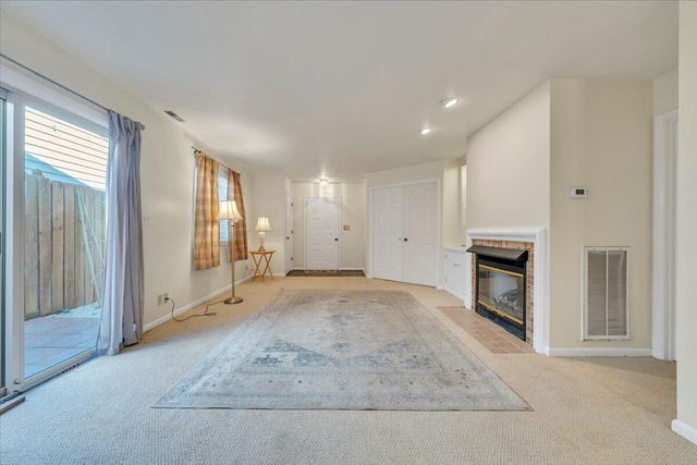 438 Windward DR, Roanoke, VA 24018