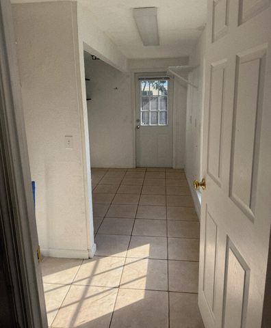 810 Franklin Road, West Palm Beach, FL 33405