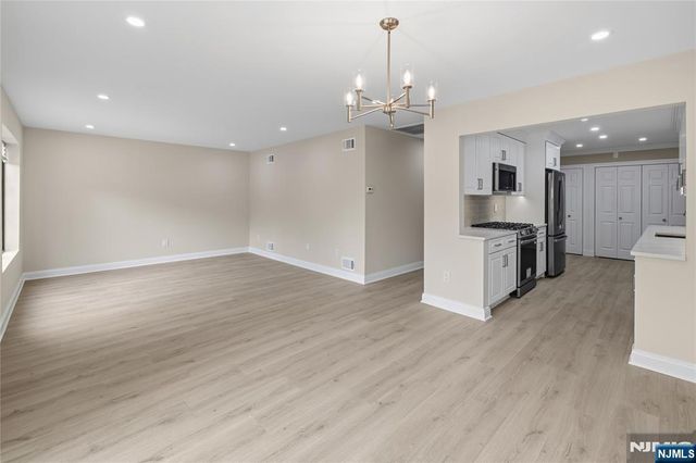 14 Holiday Court, River Vale, NJ 07675