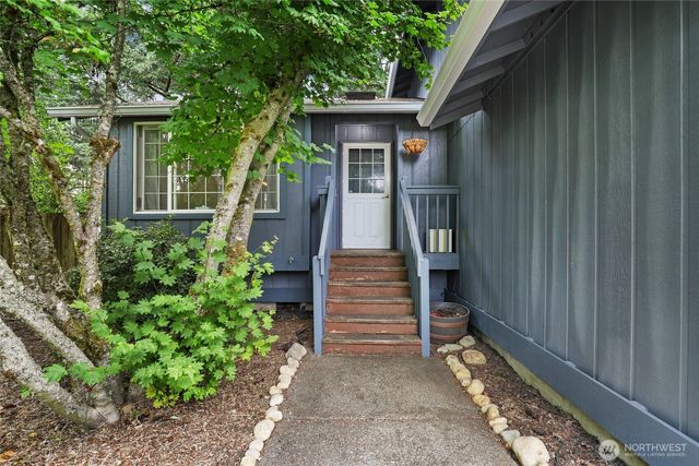 9711 Vantage Terrace Court SE, Olympia, WA 98513