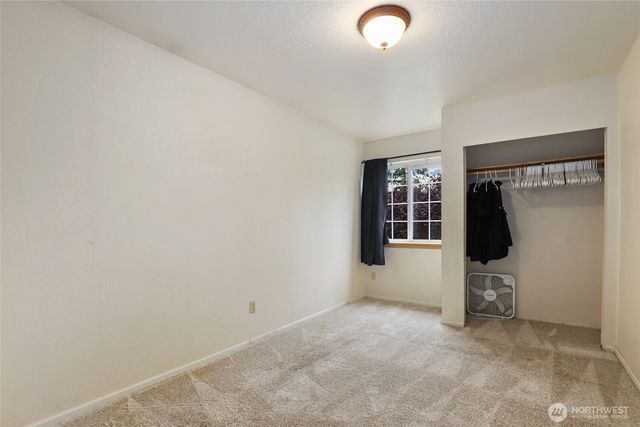 9711 Vantage Terrace Court SE, Olympia, WA 98513