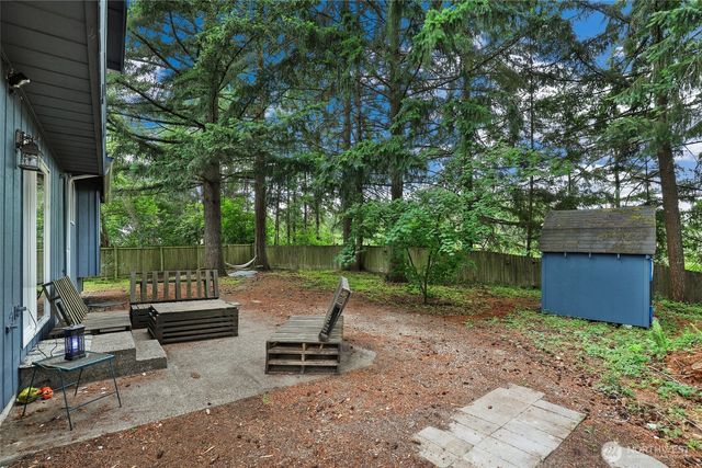 9711 Vantage Terrace Court SE, Olympia, WA 98513