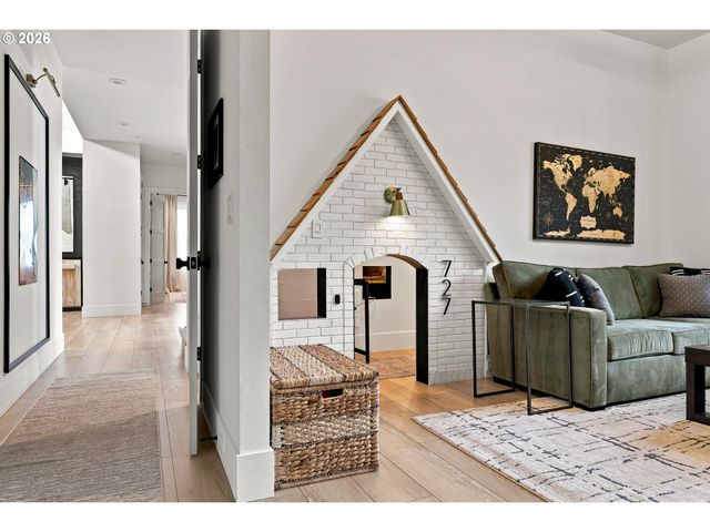 19009 Ne 139TH St, Brush Prairie, WA 98606