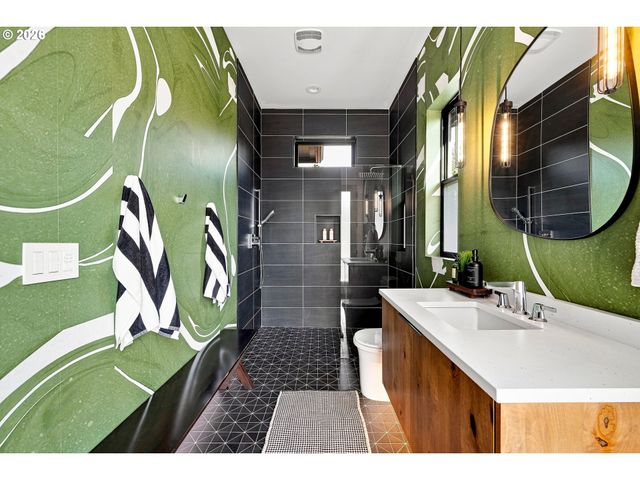 19009 Ne 139TH St, Brush Prairie, WA 98606