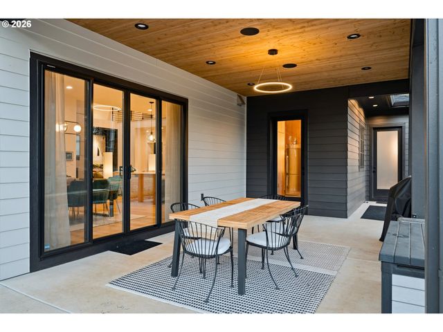 19009 Ne 139TH St, Brush Prairie, WA 98606