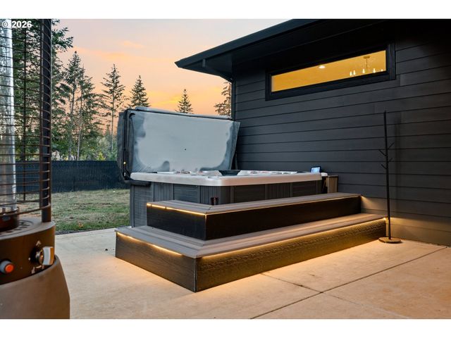 19009 Ne 139TH St, Brush Prairie, WA 98606