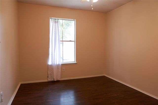 807 Oak West, Houston, TX 77073