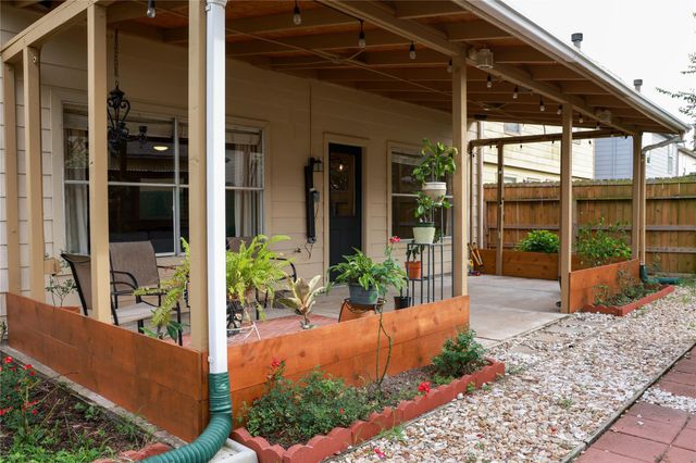 807 Oak West, Houston, TX 77073