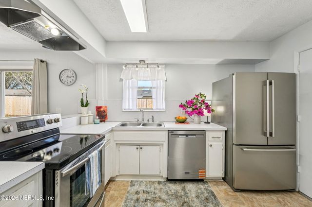 48 E DOLPHIN Boulevard, Ponte Vedra Beach, FL 32082