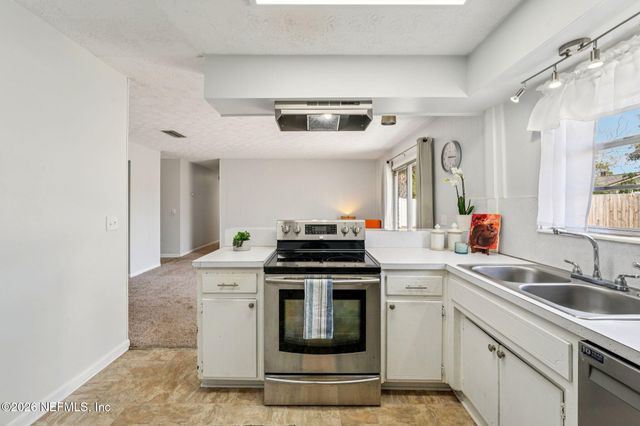 48 E DOLPHIN Boulevard, Ponte Vedra Beach, FL 32082