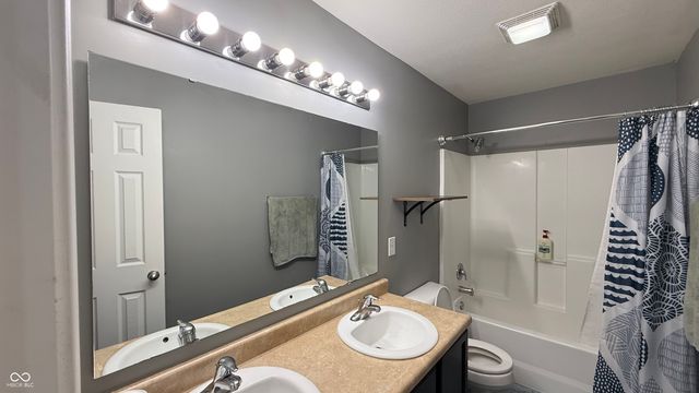 1324 Norton, Greenwood, IN 46143
