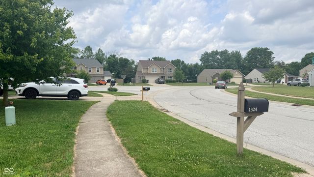 1324 Norton, Greenwood, IN 46143