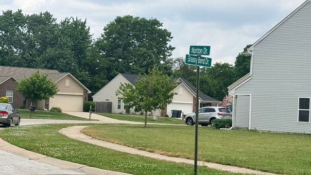 1324 Norton, Greenwood, IN 46143