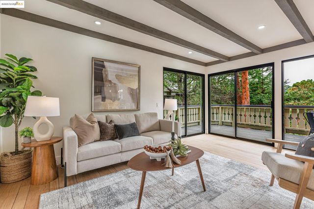 2 Hillcrest Ct, San Anselmo, CA 94960