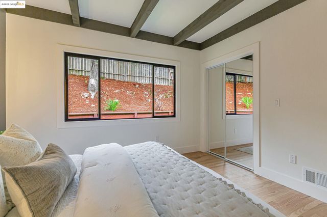 2 Hillcrest Ct, San Anselmo, CA 94960