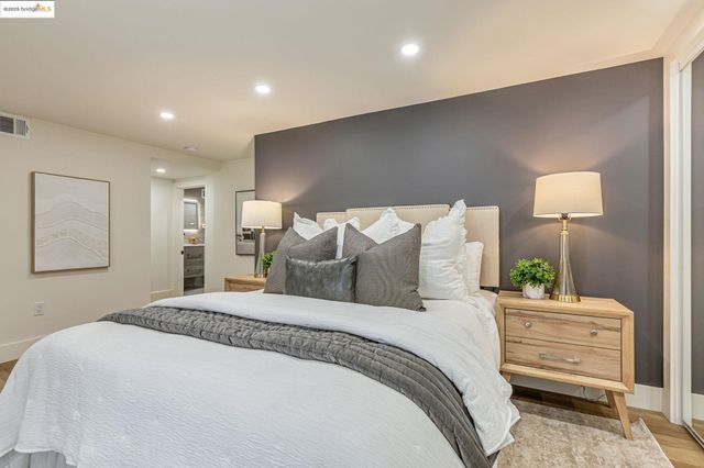 2 Hillcrest Ct, San Anselmo, CA 94960