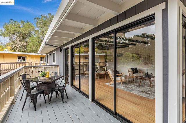 2 Hillcrest Ct, San Anselmo, CA 94960