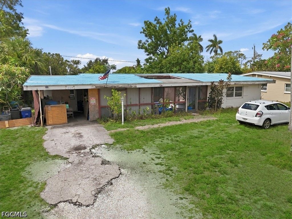 2124 Sunrise BLVD, Fort Myers, FL 33907
