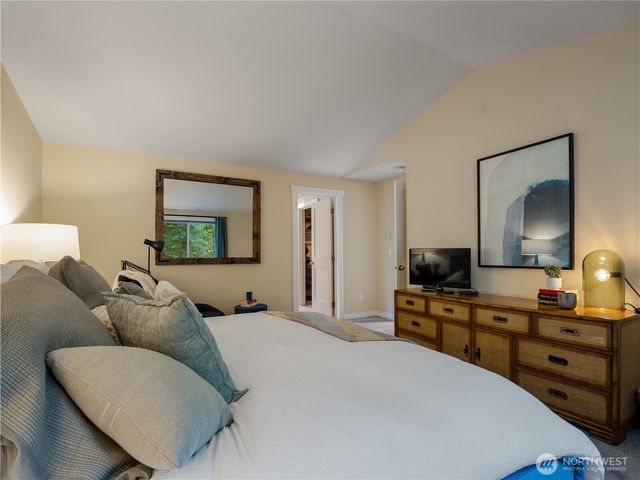 3726 219th Avenue SE, Sammamish, WA 98075