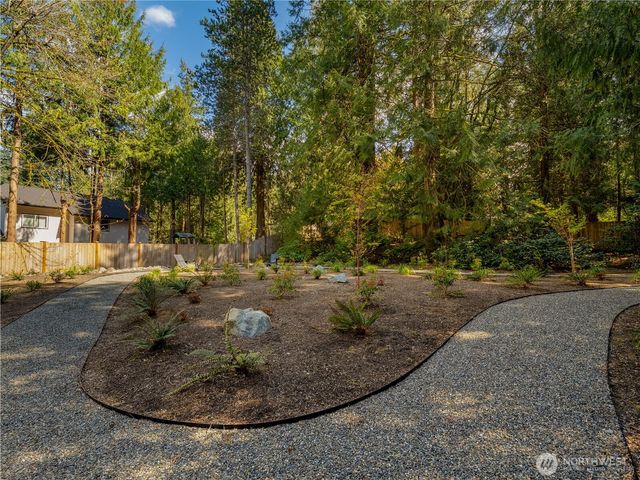 3726 219th Avenue SE, Sammamish, WA 98075