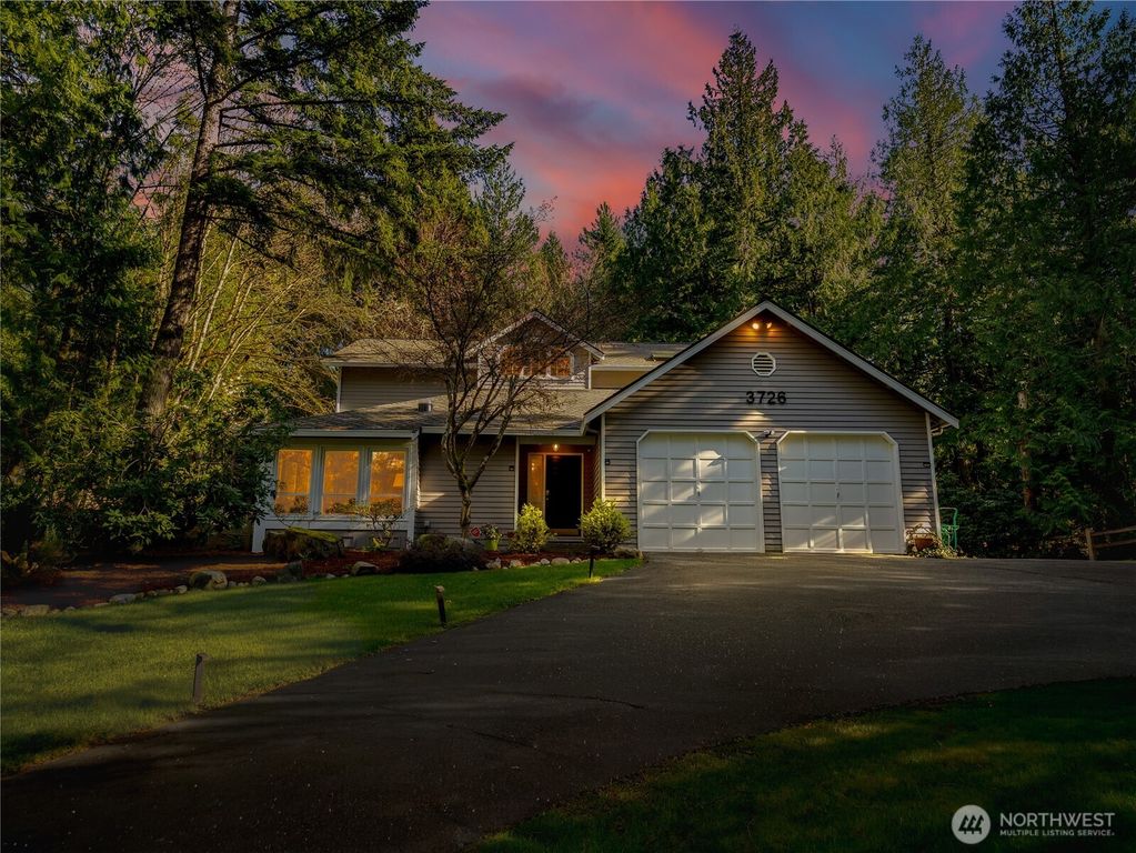 3726 219th Avenue SE, Sammamish, WA 98075