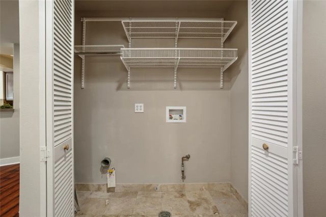 11115 Acama 207, Studio City, CA 91602