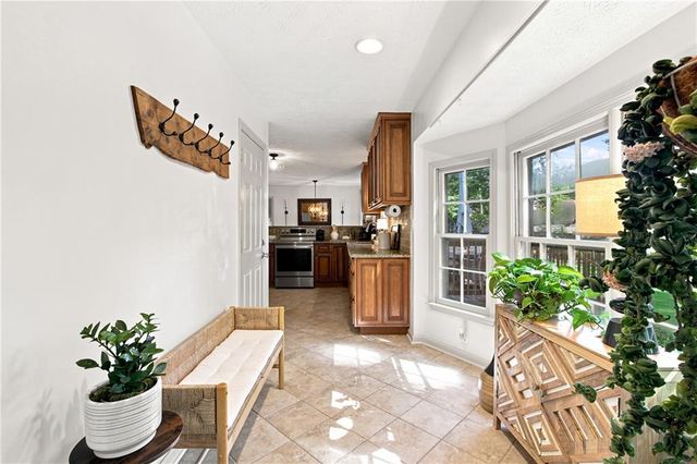 1088 Oak Grove Circle, Lawrenceville, GA 30043
