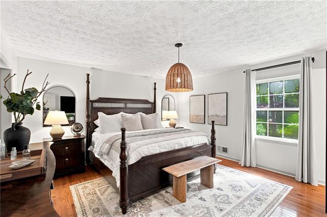 1088 Oak Grove Circle, Lawrenceville, GA 30043