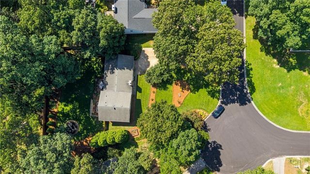 1088 Oak Grove Circle, Lawrenceville, GA 30043