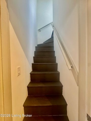 402 S 39th St, Louisville, KY 40212