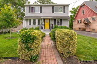566 E Woodbridge Avenue, Avenel, NJ 07001