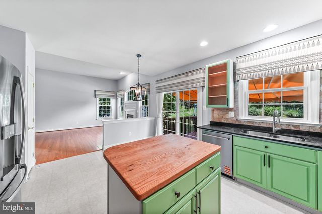 647 MARTIN DR, Avondale, PA 19311