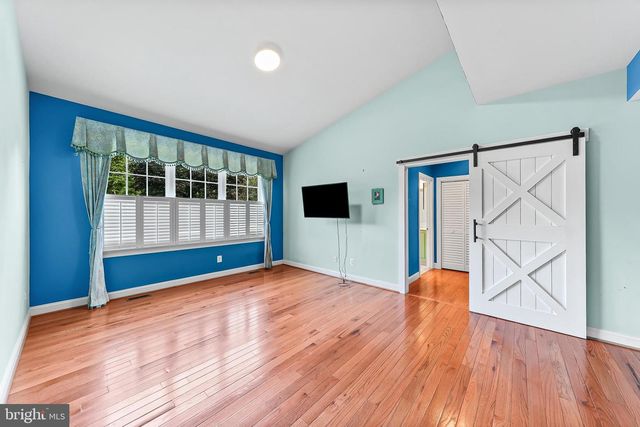647 MARTIN DR, Avondale, PA 19311