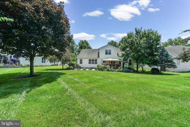 647 MARTIN DR, Avondale, PA 19311