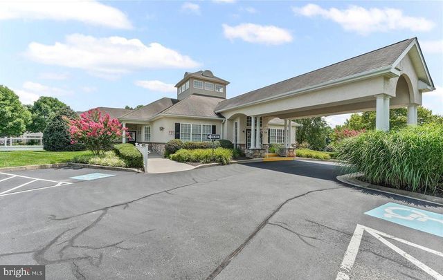 647 MARTIN DR, Avondale, PA 19311