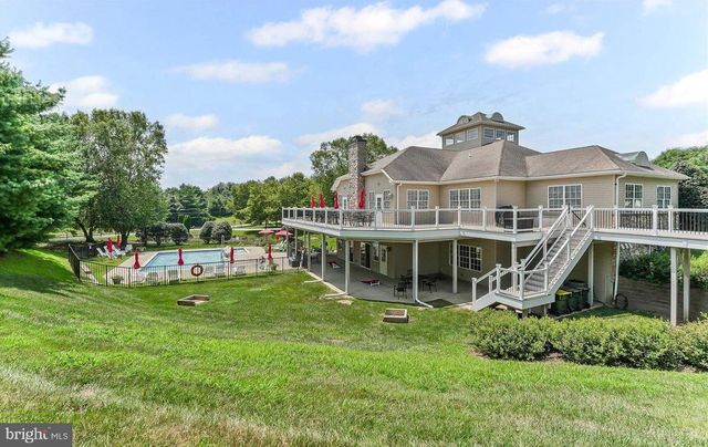 647 MARTIN DR, Avondale, PA 19311