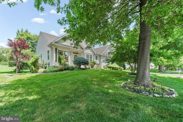 647 MARTIN DR, Avondale, PA 19311