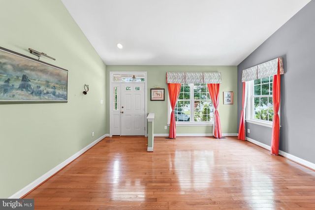 647 MARTIN DR, Avondale, PA 19311