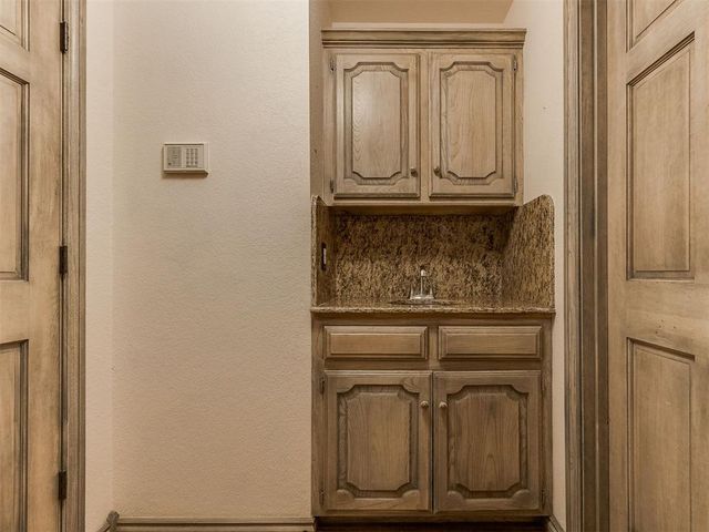 1403 Pecan Drive, Blanchard, OK 73010