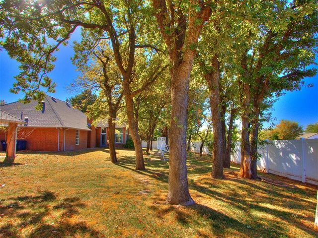 1403 Pecan Drive, Blanchard, OK 73010