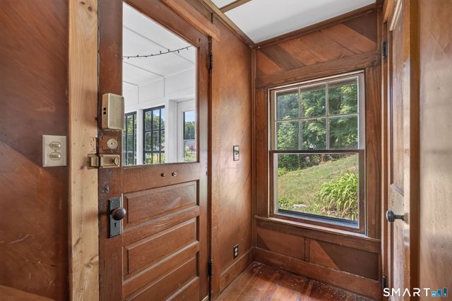 79 River Street, Deep River, CT 06417