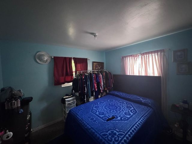 924 NW 14 Court, Fort Lauderdale, FL 33311