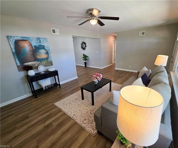 1425 Sunset DR, Norfolk, VA 23503