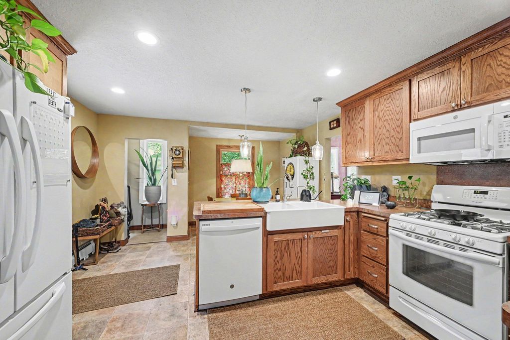1260 Woodbridge Street, Saint Paul, MN 55117 — photo 5